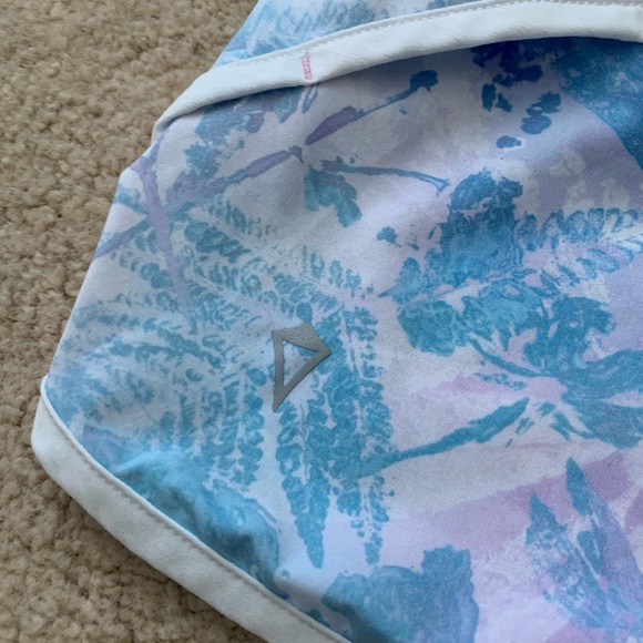 Ivivva by Lululemon shorts - Picture 4 of 5